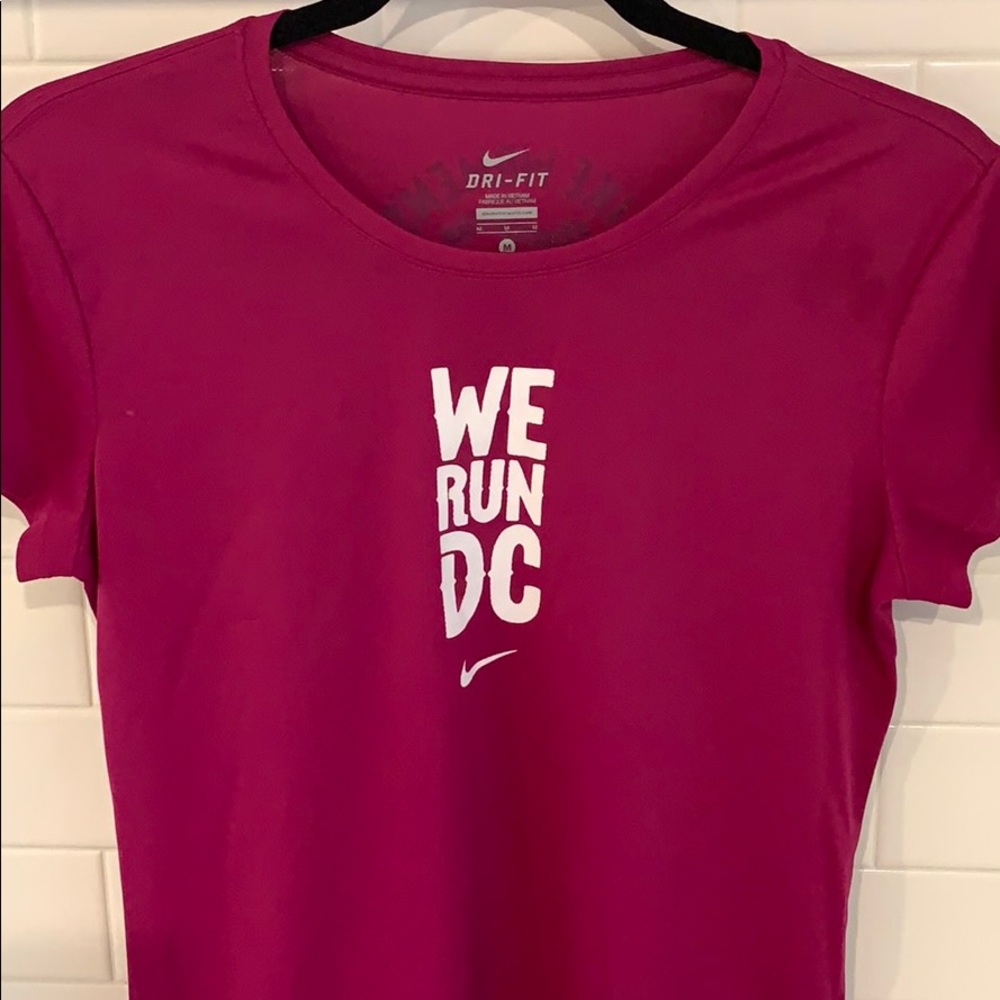 Nike women’s half marathon dri fit tee